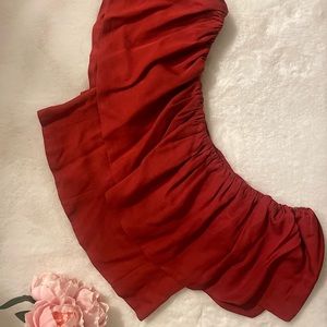 Antonio Melani 
Isadora Layered Off-the-Shoulder Short Sleeve